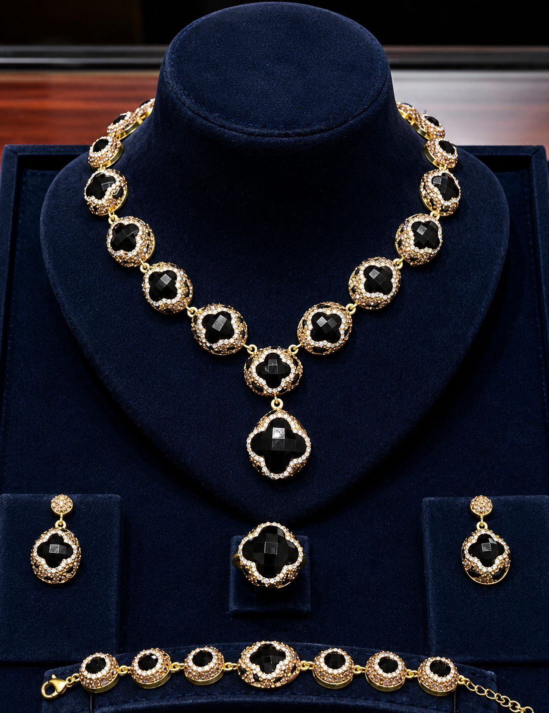 Luxury Vintage Jewelry Set